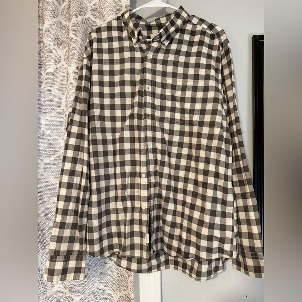 American eagle button up xl